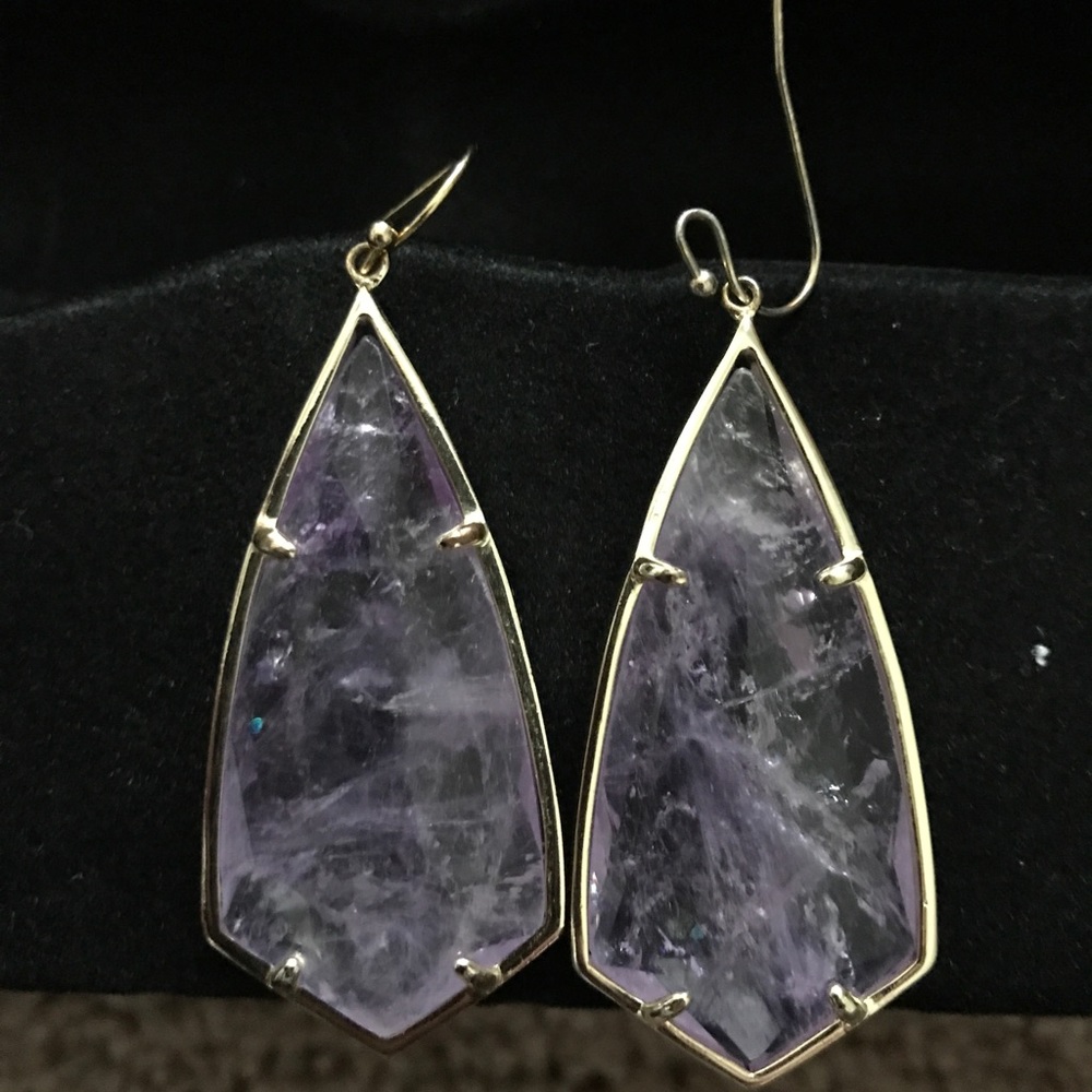 Gold & Lavendar/Lilac earring